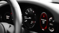 Zo check je de kilometerstand van een import-auto