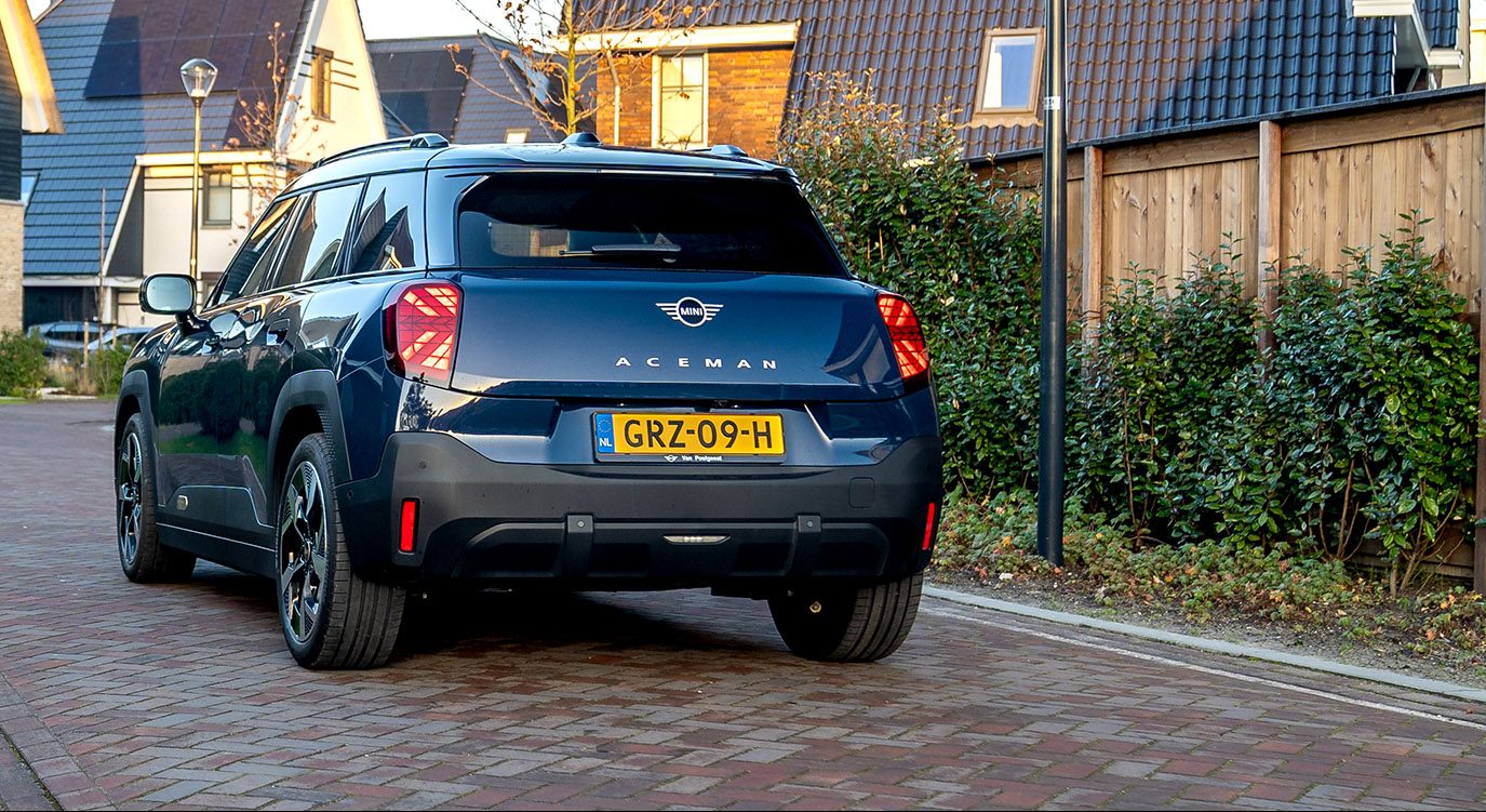 De Nieuwe MINI Cooper Electric en MINI Aceman: Elektrisch Rijden met Karakter.